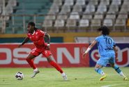تساوی بدون گل پرسپولیس و نساجی در پایان نیمه نخست
