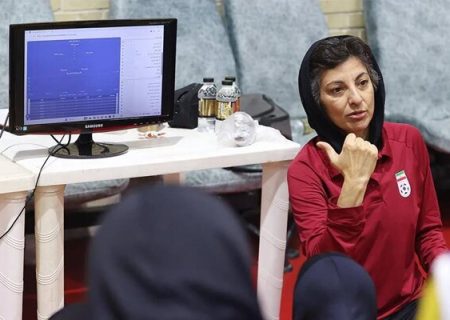 مظفر: نسبت به آینده تیم ملی فوتسال زنان خوش‌بین هستم