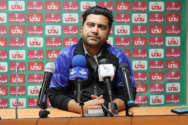 سرمربی چادرملو: در شروع فصل با شوک بزرگی مواجه شدیم