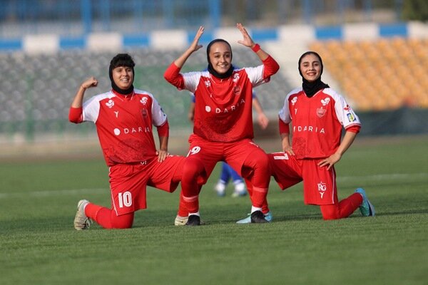 پیروزی پرسپولیس مقابل استقلال در نخستین دربی زنان؛ سرخ‌پوشان در صدر جدول باقی ماندند