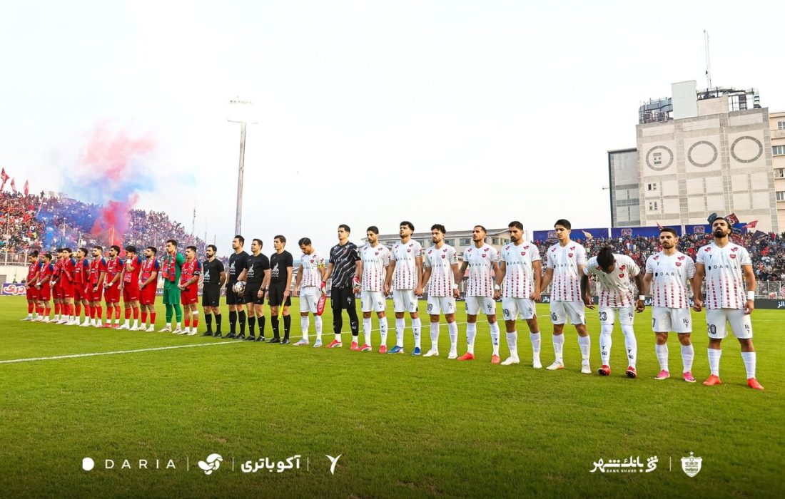 پیروزی پرسپولیس مقابل نساجی؛ سرخپوشان جایگاه خود را در صدر تثبیت کردند